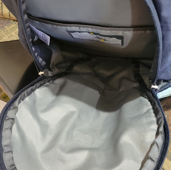 Northface backpack - Picture 3 of 3